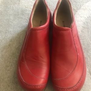 ROMIKA red leather shoes size 34. Mint condition! Worn 1 - 2 times but wrong siz